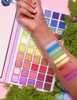 P. Louise P.Louise AM-PM Palette New