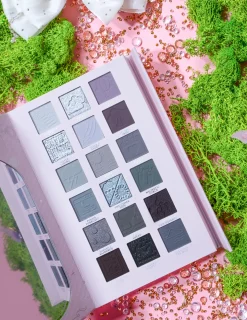 P. Louise P.Louise Every Cloud Has A Silver Lining Palette Flash Sale