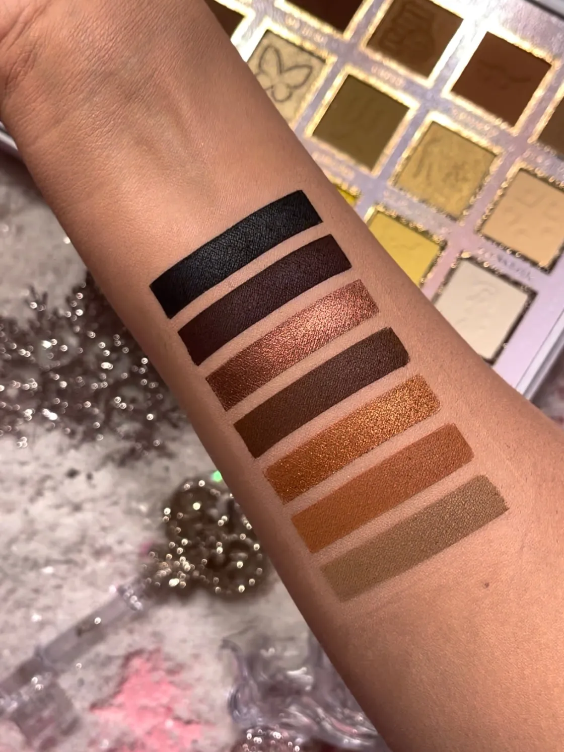 P. Louise P.Louise If The Crown Fits Palette Flash Sale