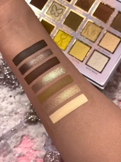 P. Louise P.Louise If The Crown Fits Palette Flash Sale