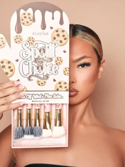 P. Louise P.Louise Spoilt For Choice Brush Set Online