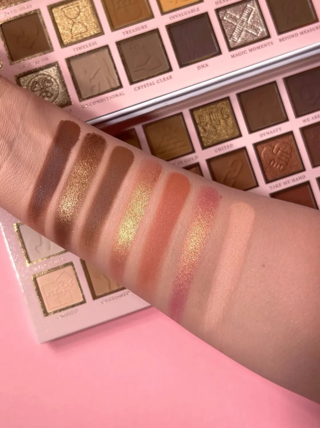 P. Louise P.Louise Timeless Treasures Palette Store